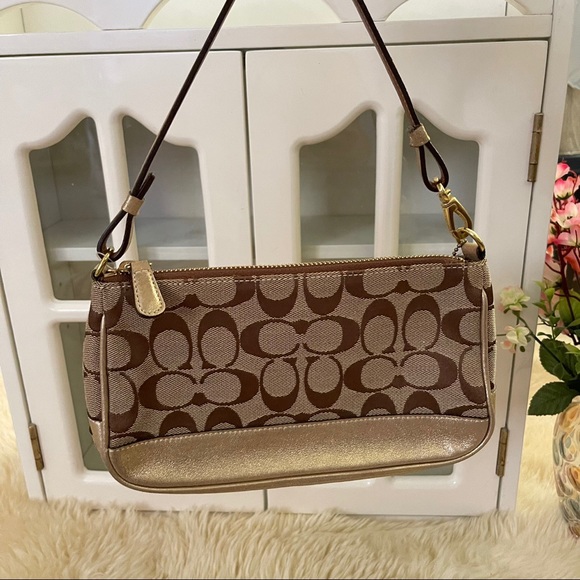 SOLD - Picture 3 of 4